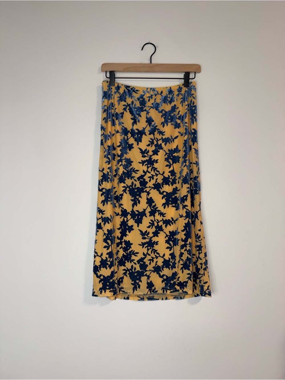 VRG GRL Floral Burnout Velvet Midi Skirt Peach Dusty Light Navy Sz 8